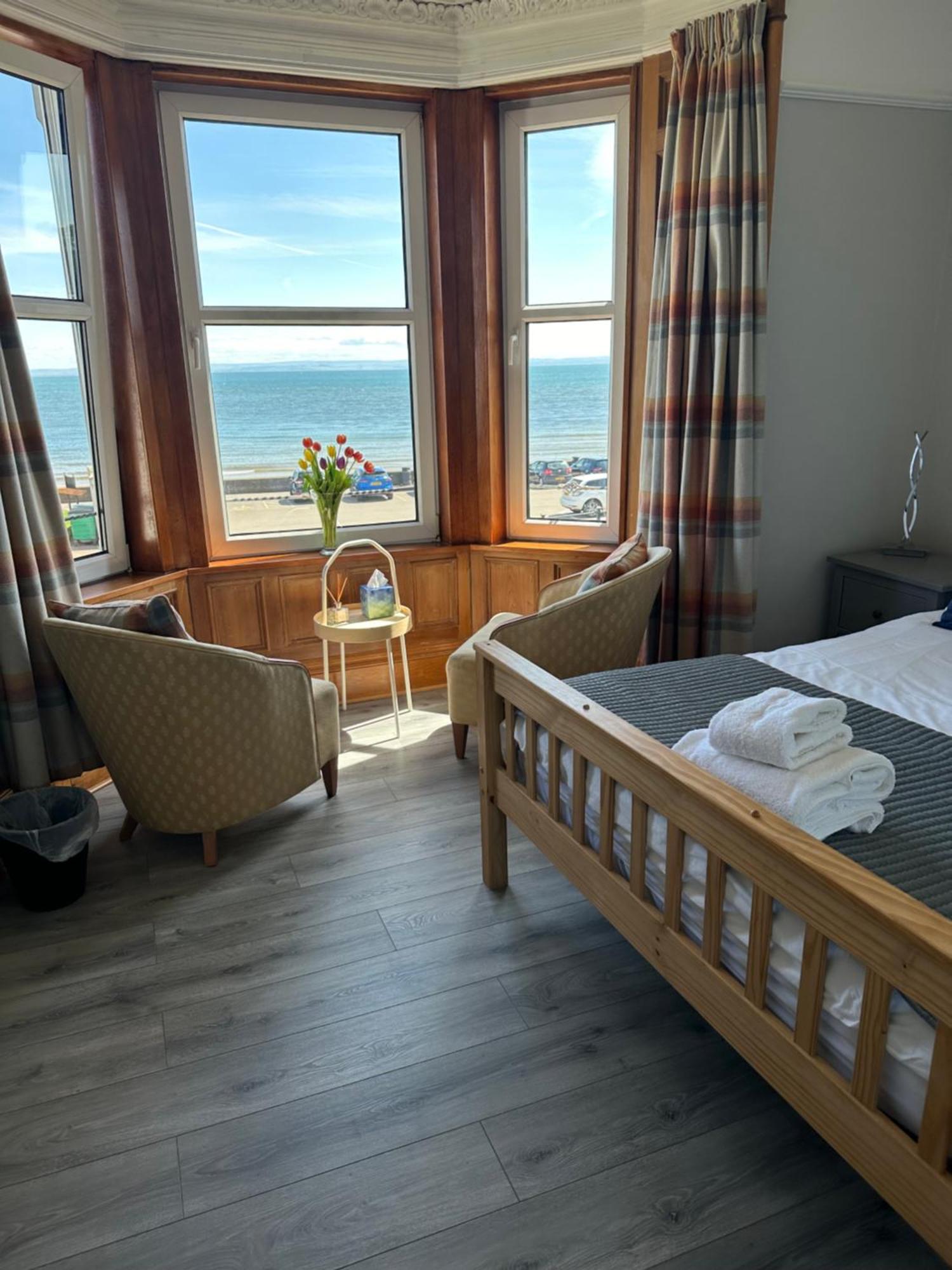 The Cairns Leven Hotel Leven  ภายนอก รูปภาพ