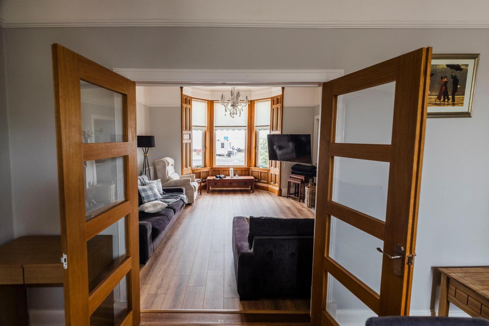 The Cairns Leven Hotel Leven  ภายนอก รูปภาพ